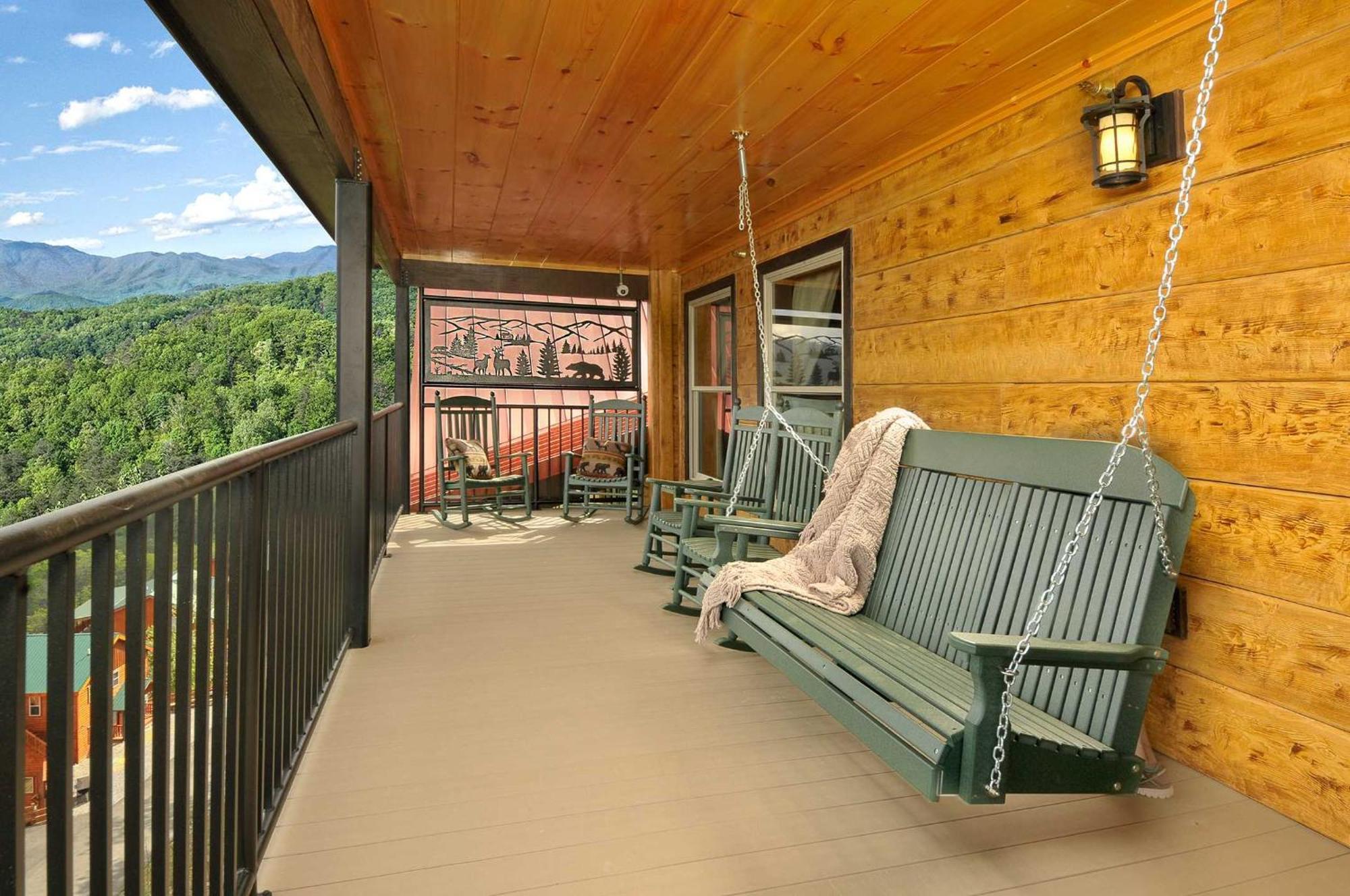 Skyview Mansion:13Bdrm, 17Bath, Sleeps 70, Indoor Pool, Amazing Views Villa Пиджен Фордж Екстериор снимка