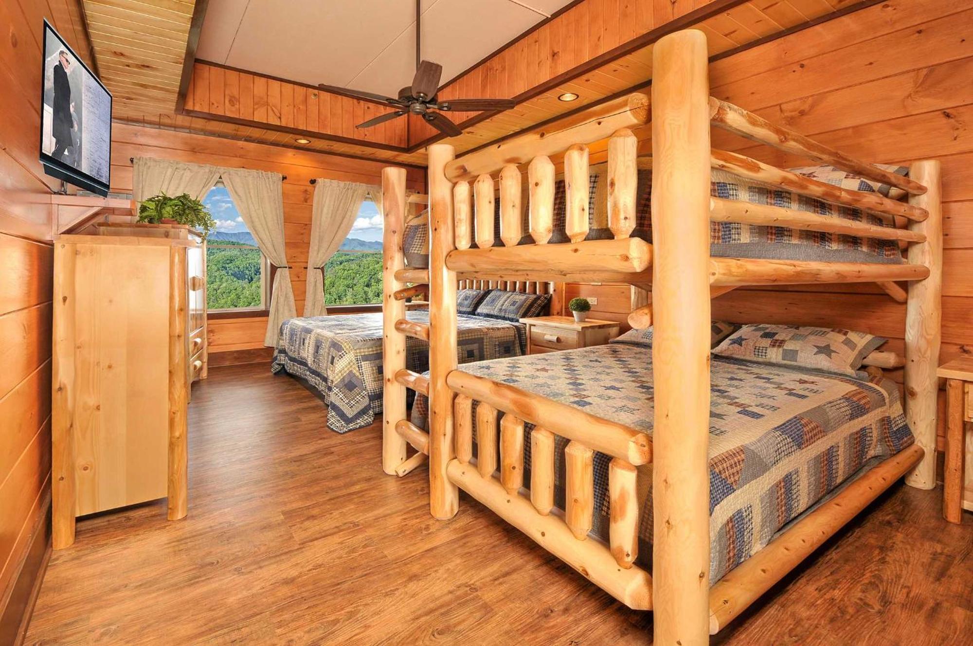 Skyview Mansion:13Bdrm, 17Bath, Sleeps 70, Indoor Pool, Amazing Views Villa Пиджен Фордж Екстериор снимка